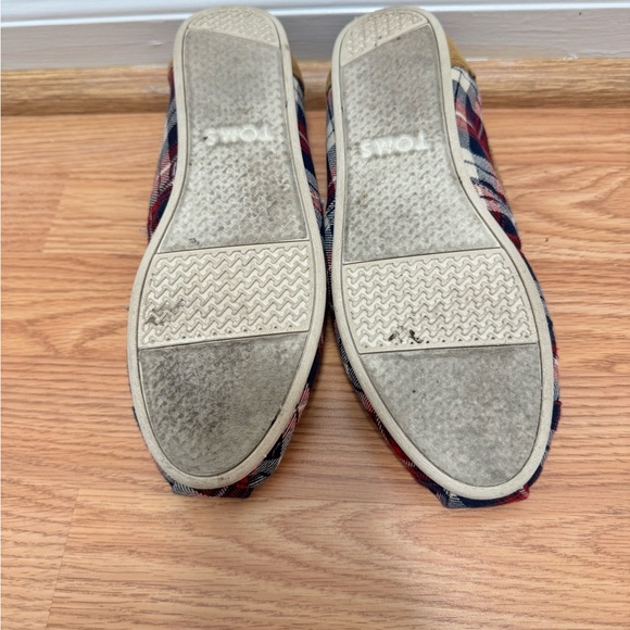 Perfect for fall Toms - Picture 3 of 4